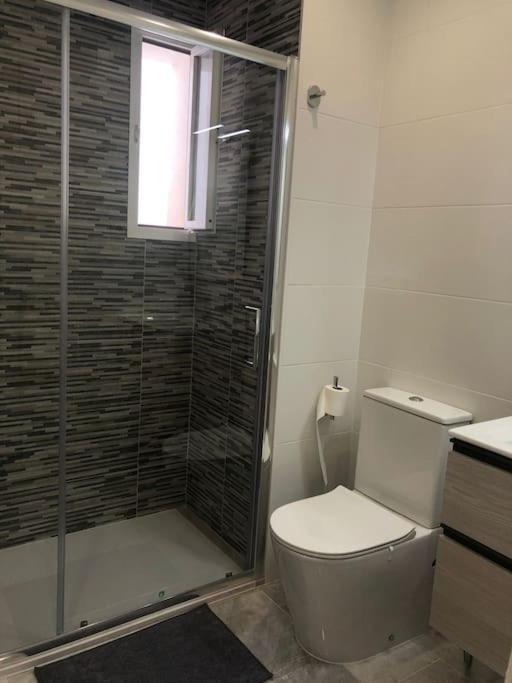 Encantador Apartamento Residencial Con Piscina 托雷莫利诺斯 外观 照片