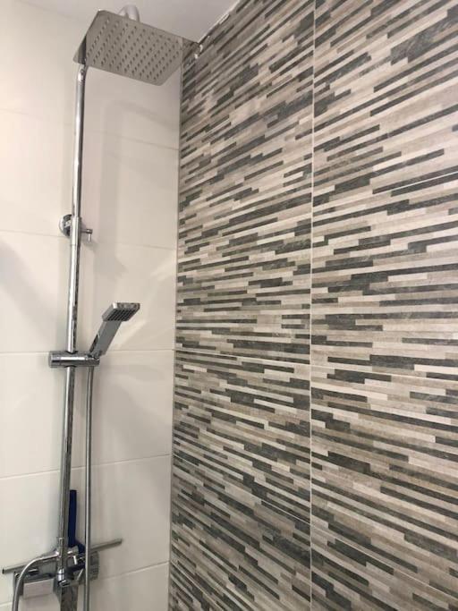 Encantador Apartamento Residencial Con Piscina 托雷莫利诺斯 外观 照片