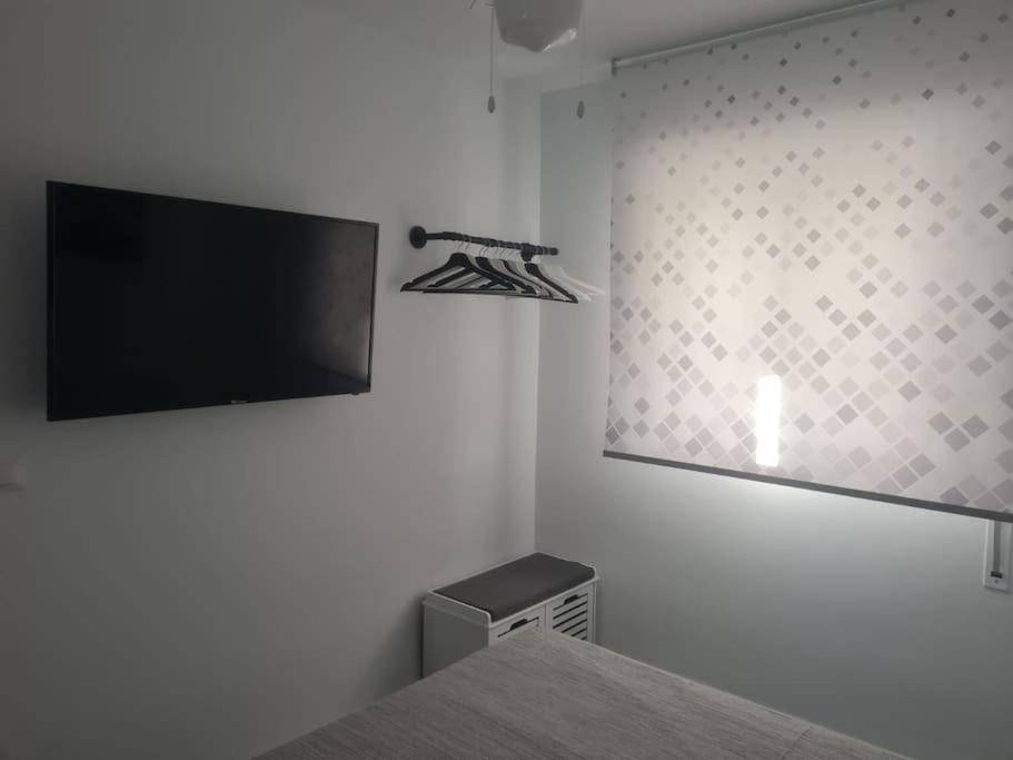 Encantador Apartamento Residencial Con Piscina 托雷莫利诺斯 外观 照片