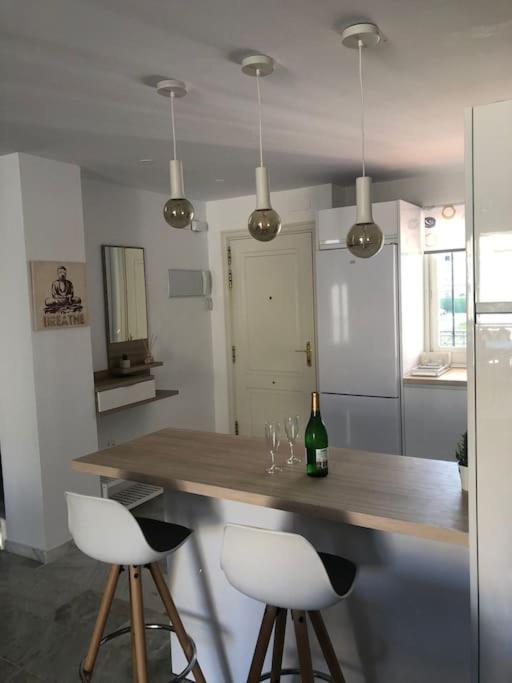 Encantador Apartamento Residencial Con Piscina 托雷莫利诺斯 外观 照片